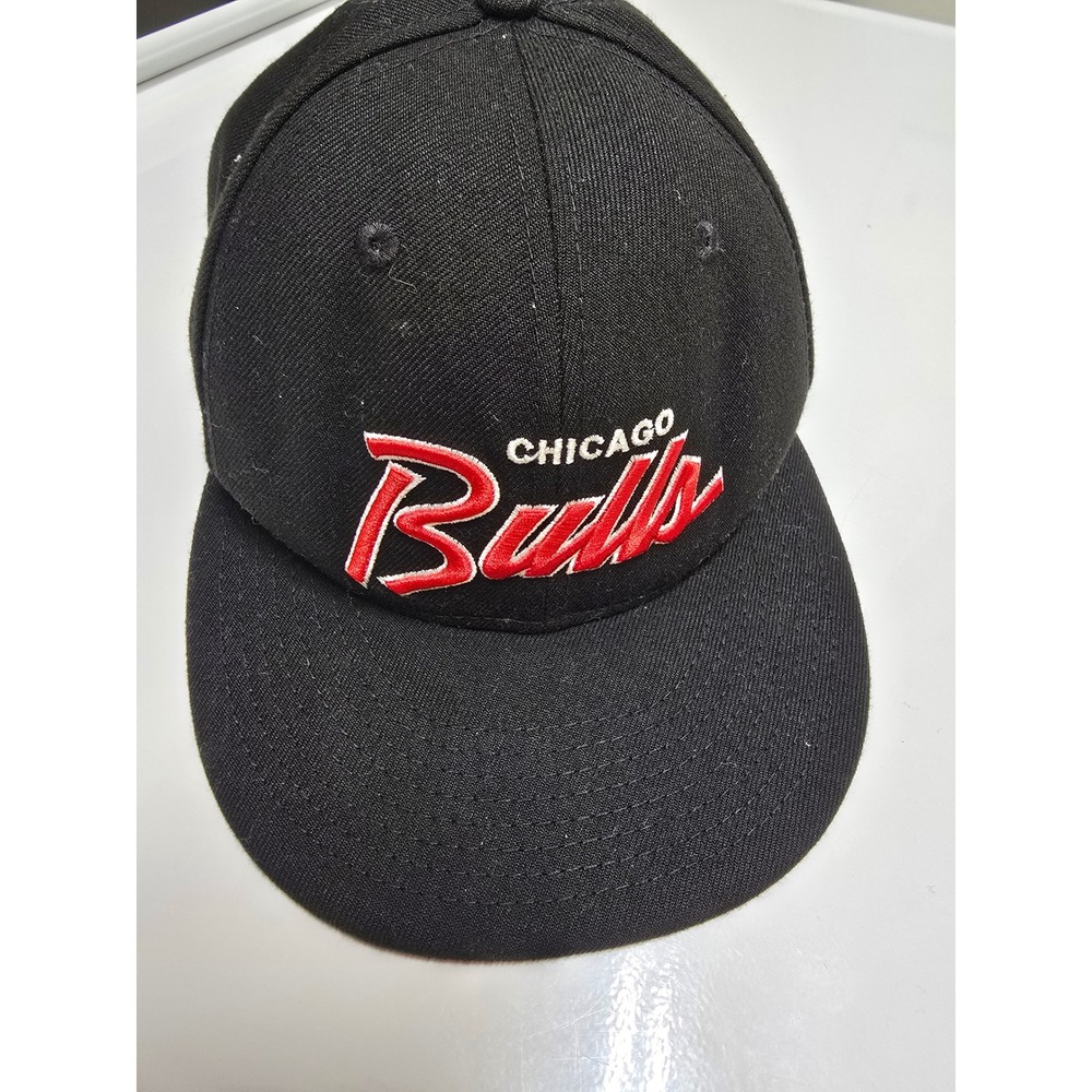 New Era Chicago‎ Bulls 9FIFTY Snapback Hat Black Red NBA Fitted Cap